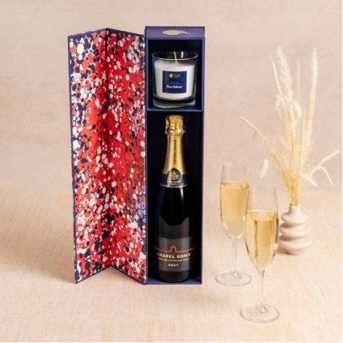 The English Sparkling Wine and Candle Gift